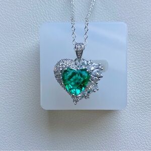 Elegant Silver Heart Pendant Necklace